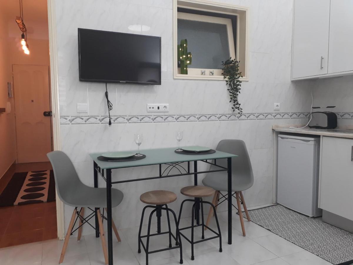 ליסבון Apartamento Nas Olaias A 5 Minutos Da Faculdade Isel E Ist מראה חיצוני תמונה